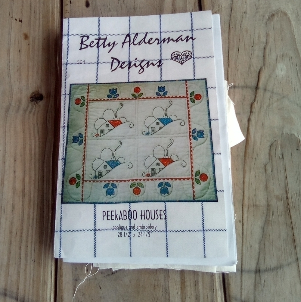 Betty Alderman Designs Peekaboo Houses Quilt Top Applique Embroidery Vintage